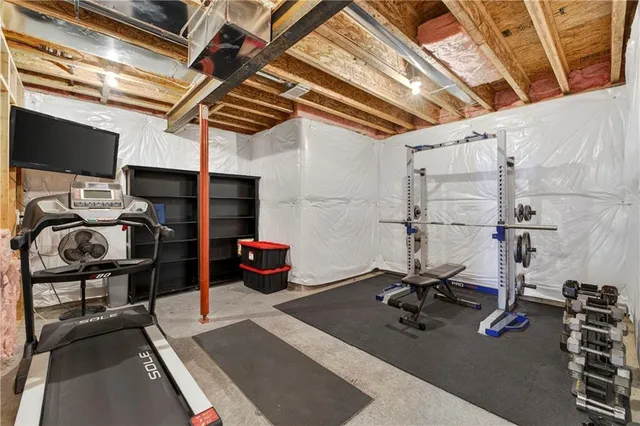 $1,399,000 | 10505 West 162nd Street, Overland Park, KS 66221