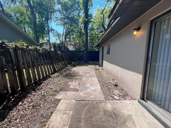 $1,125 | 5925 Southwest 10th Lane, Unit A, Gainesville, FL 32607