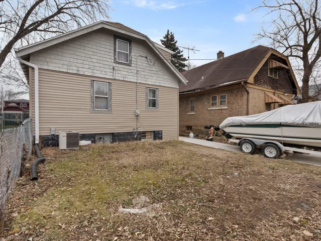 $179,000 | 5549 North 33rd Street, Milwaukee, WI 53209