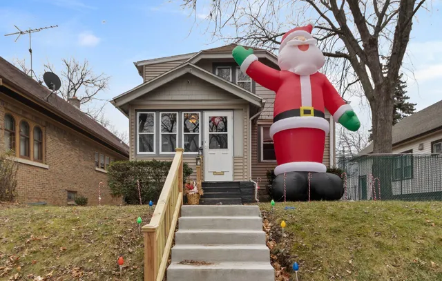 $179,000 | 5549 North 33rd Street, Milwaukee, WI 53209