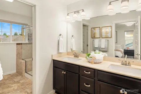 $949,950 | 15207 276th Place Northeast, Duvall, WA 98019