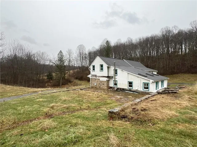 $400,000 | 747 Forever Lane, Ligonier, PA 15658