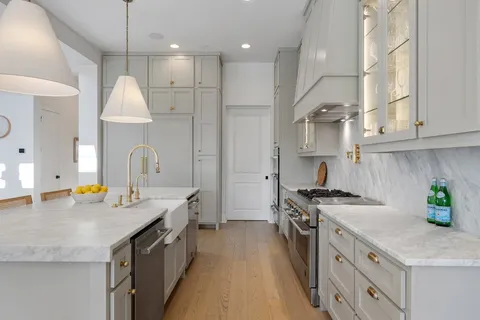 $2,600,000 | 7516 Davenport Divide Road, Austin, TX 78738