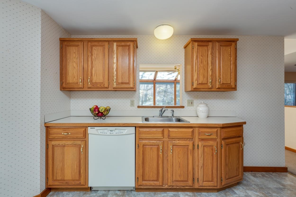 1 Ridgewood Drive, Unit Q Atkinson, NH 03811 - Photo 11 of 40