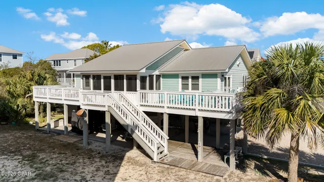 $875,000 | 257 South Oak Street, Port St. Joe, FL 32456