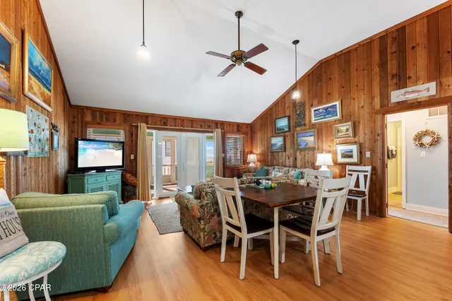 $875,000 | 257 South Oak Street, Port St. Joe, FL 32456