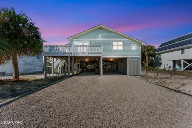 $875,000 | 257 South Oak Street, Port St. Joe, FL 32456