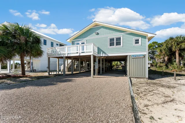 $875,000 | 257 South Oak Street, Port St. Joe, FL 32456