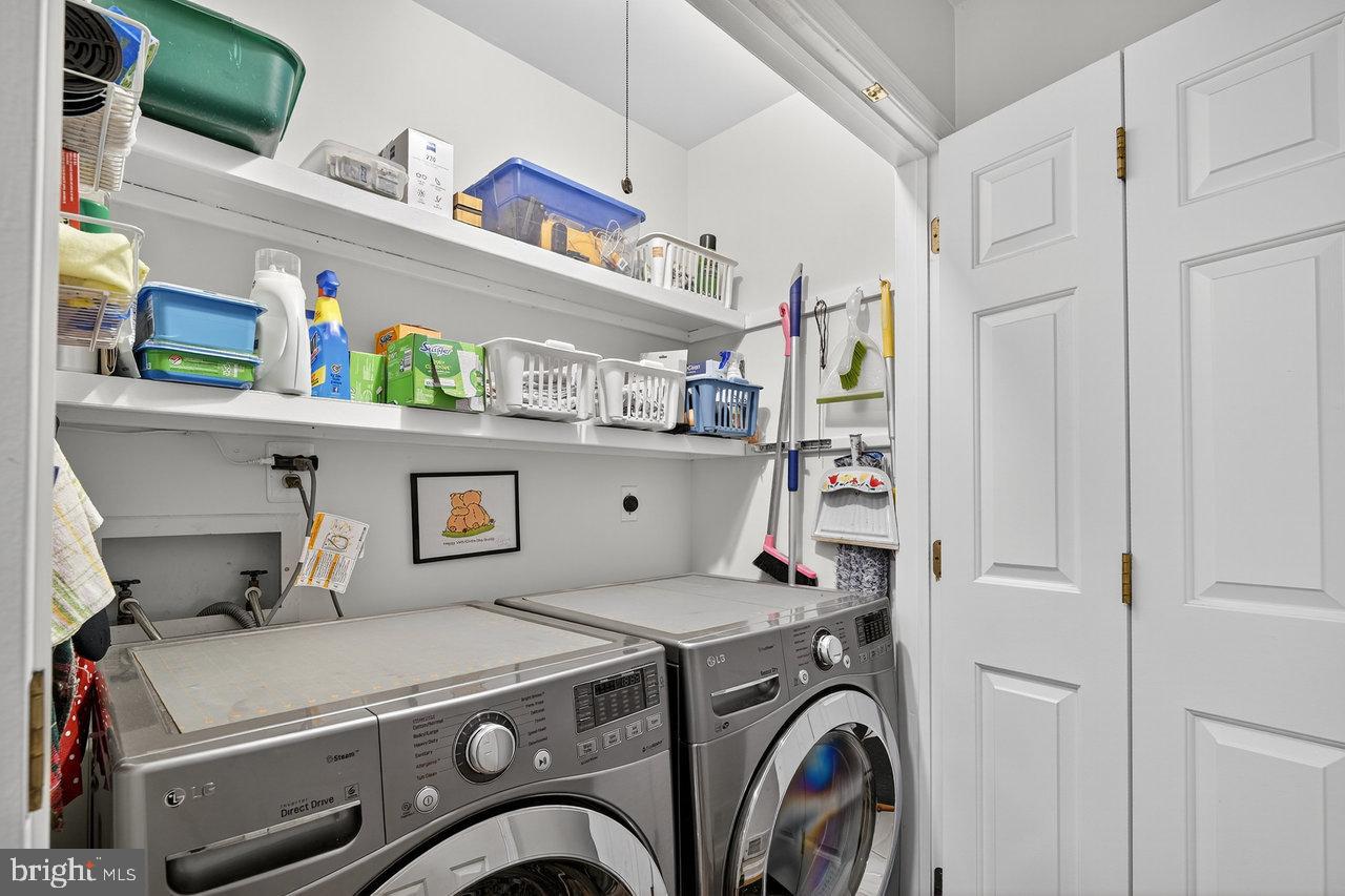 4 Locke Court Ewing, NJ 08628 - Photo 23 of 43 a utility room with dryer and washer