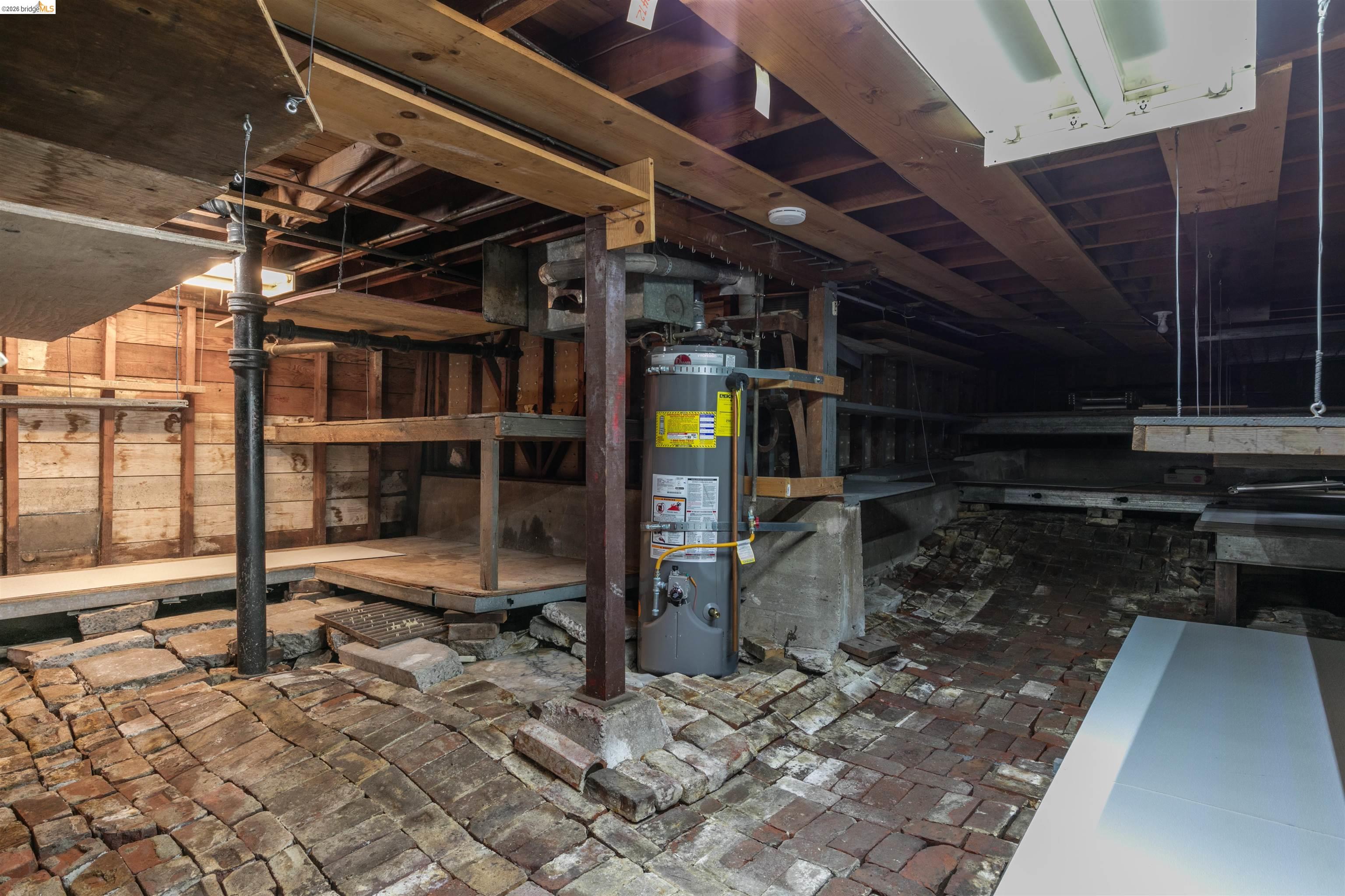 910 Pierce Street Albany, CA 94706 - Photo 29 of 44 a view of storage and utility room