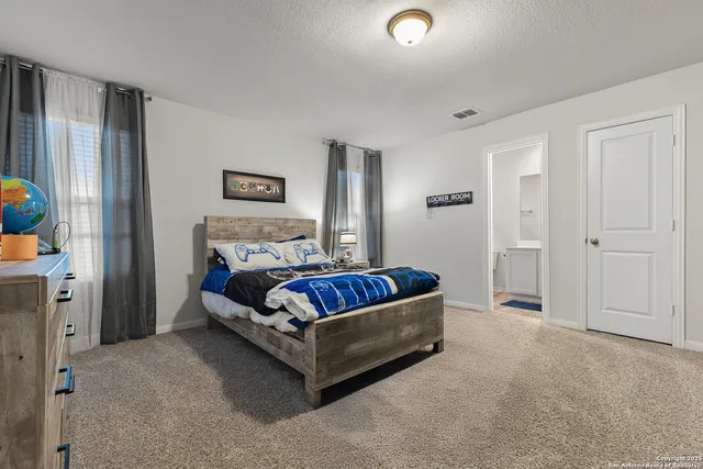 $3,000 | 163 Porcupine Lane, San Antonio, TX 78253