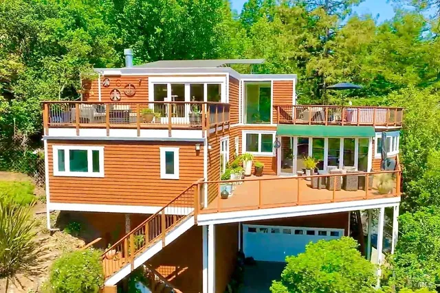 $2,595,000 | 222 Marguerite Avenue, Mill Valley, CA 94941