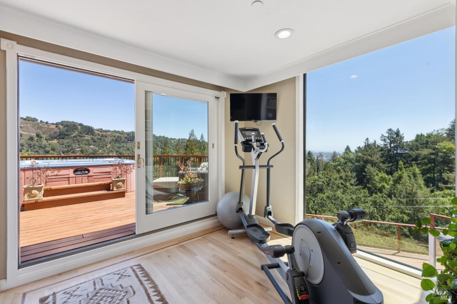 222 Marguerite Avenue Mill Valley, CA 94941 - Photo 34 of 59