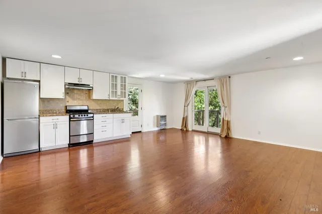 $2,595,000 | 222 Marguerite Avenue, Mill Valley, CA 94941