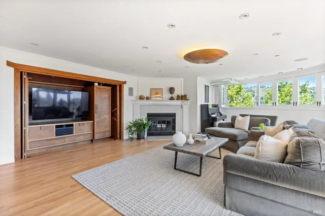 $2,595,000 | 222 Marguerite Avenue, Mill Valley, CA 94941