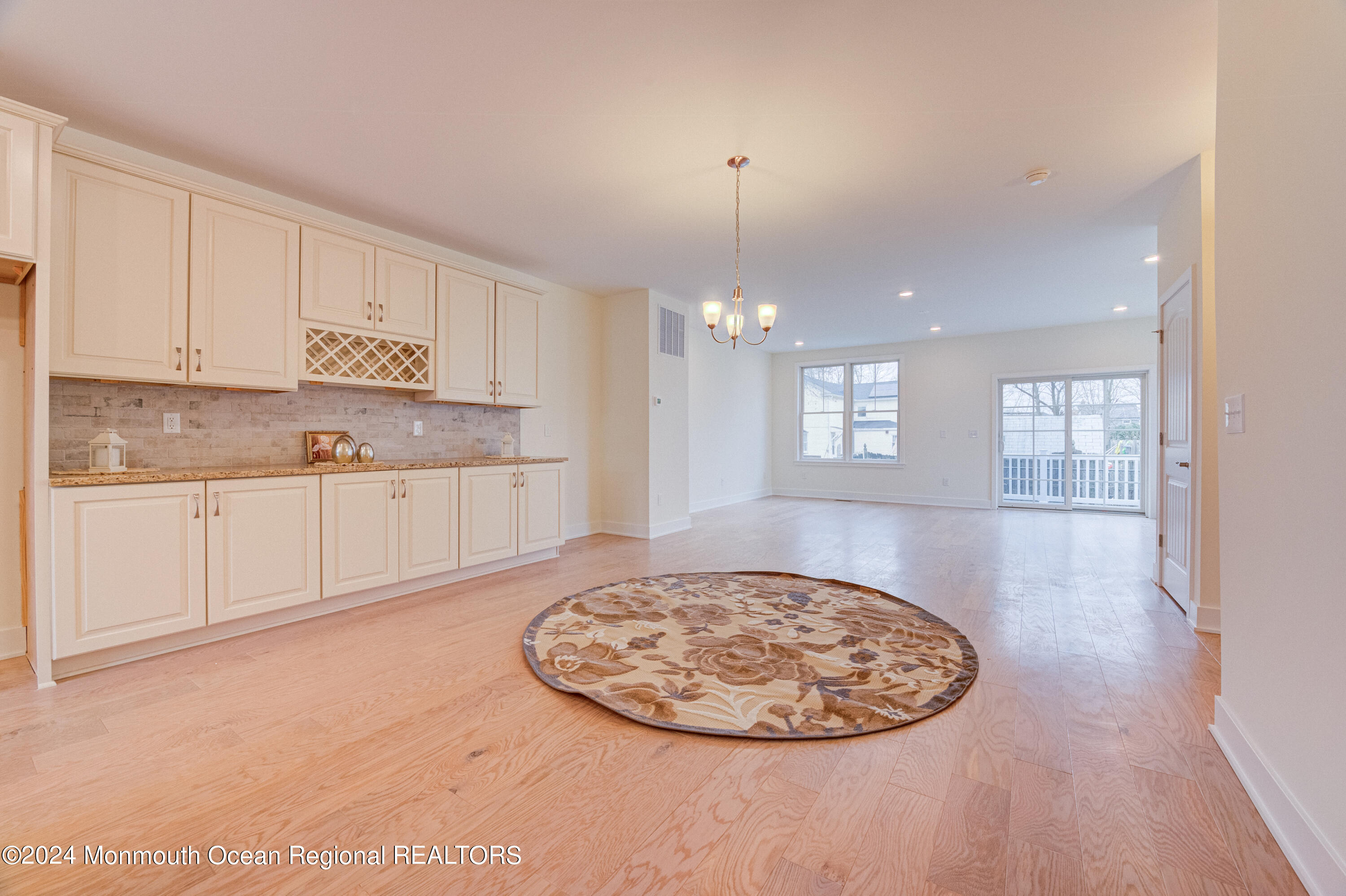 8 Raritan Avenue Keyport, NJ 07735 - Photo 14 of 38 8_raritan_cove018