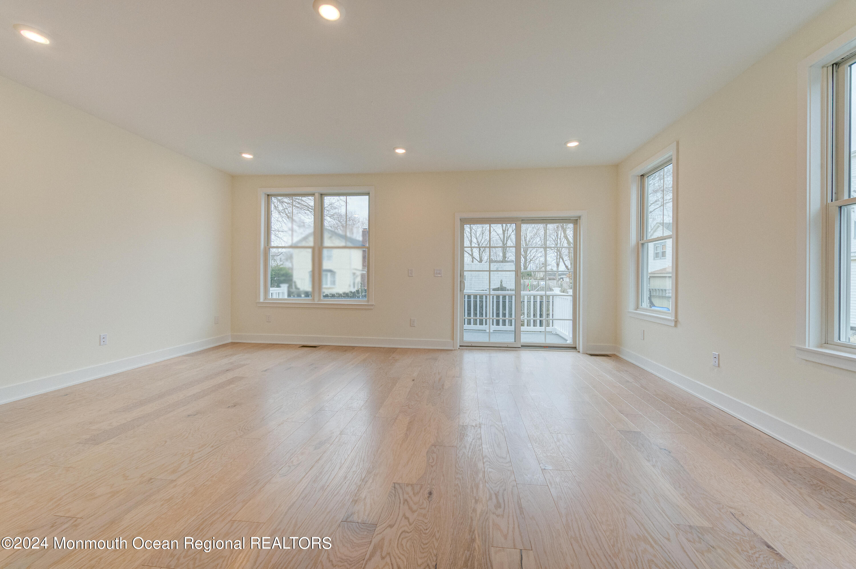 8 Raritan Avenue Keyport, NJ 07735 - Photo 17 of 38 8_raritan_cove013