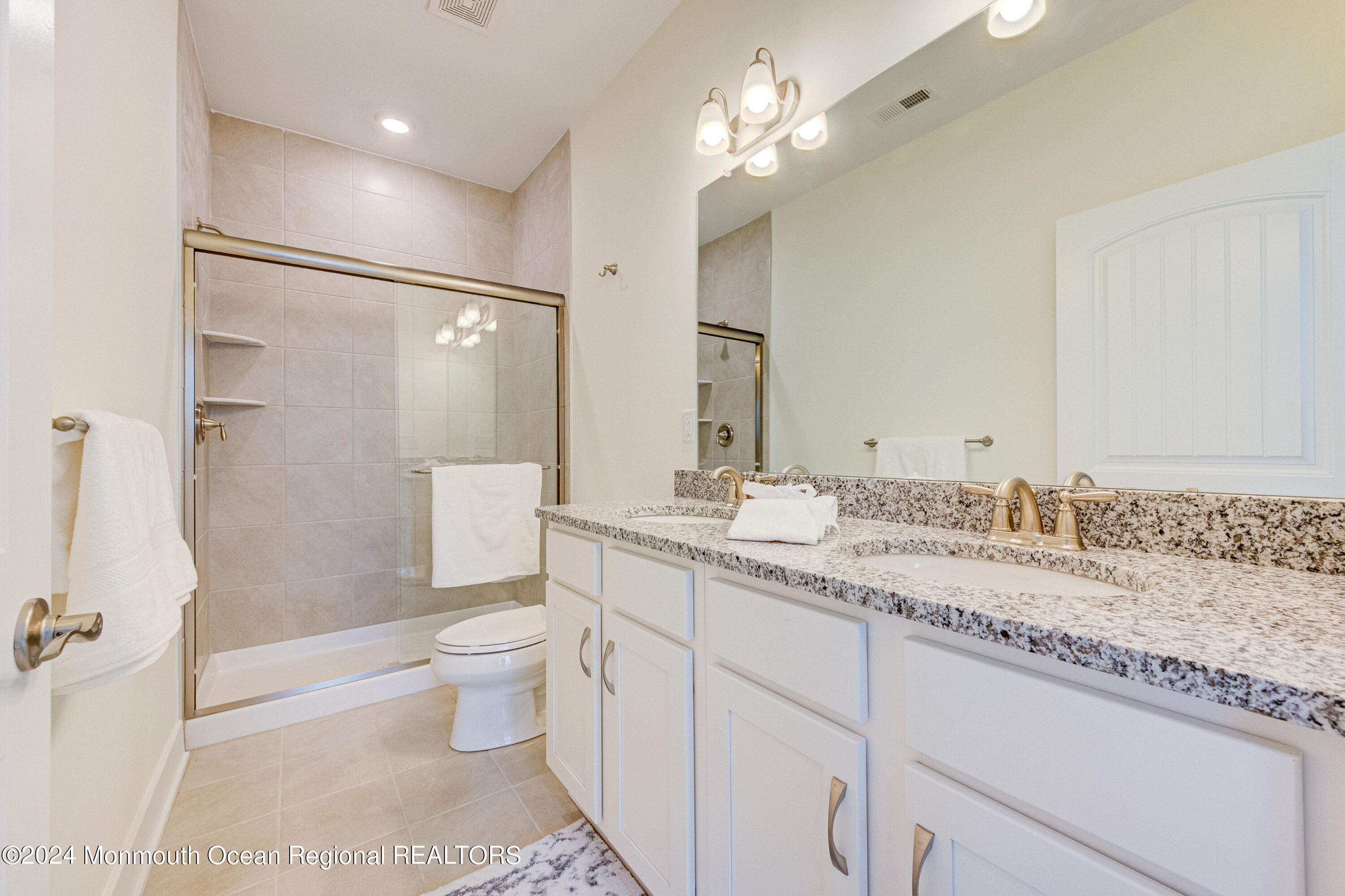 8 Raritan Avenue Keyport, NJ 07735 - Photo 23 of 38 8_raritan_cove030