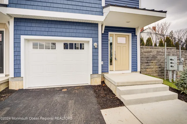 $4,000 | 8 Raritan Avenue, Keyport, NJ 07735