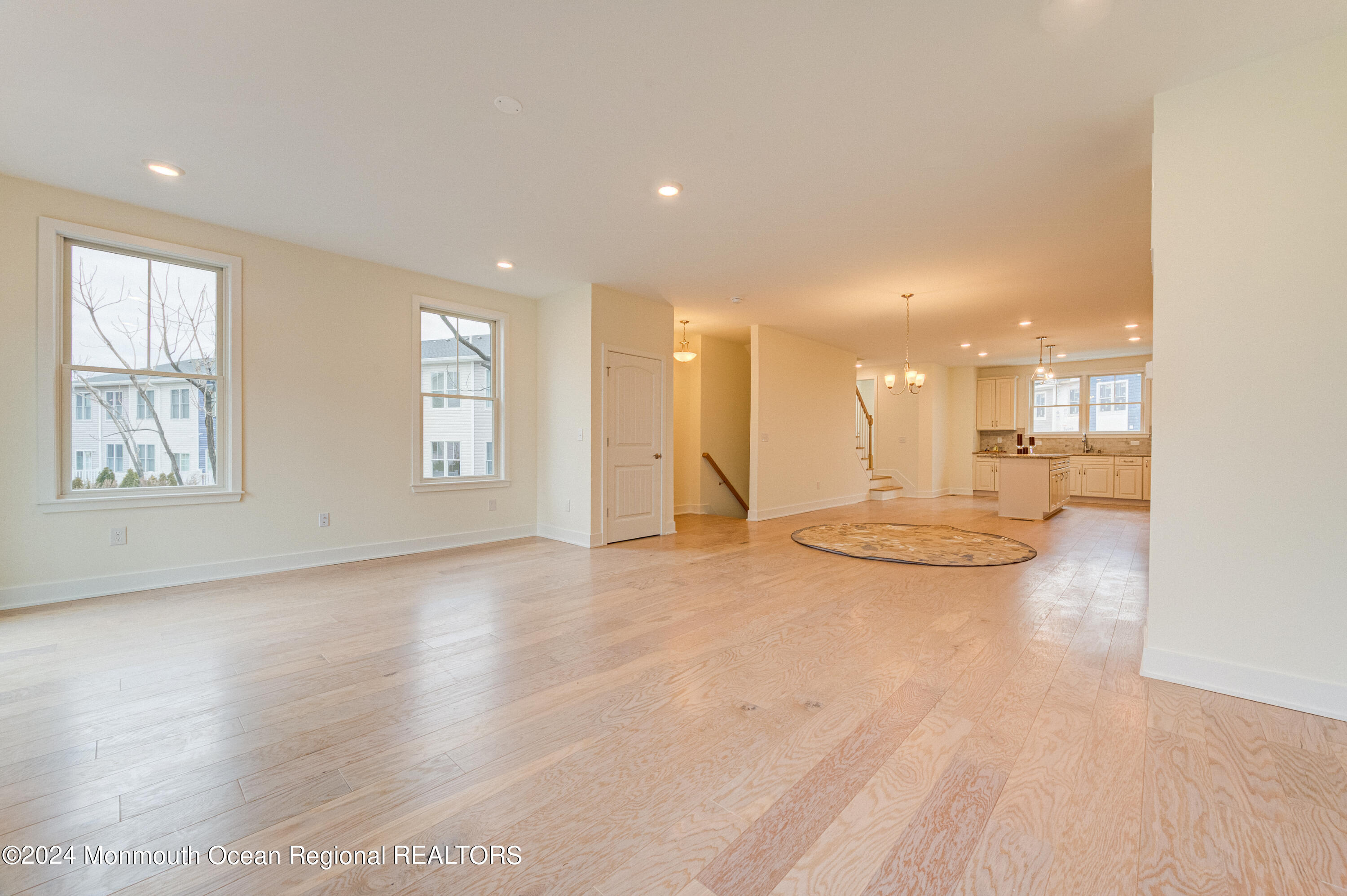 8 Raritan Avenue Keyport, NJ 07735 - Photo 3 of 38 8_raritan_cove015