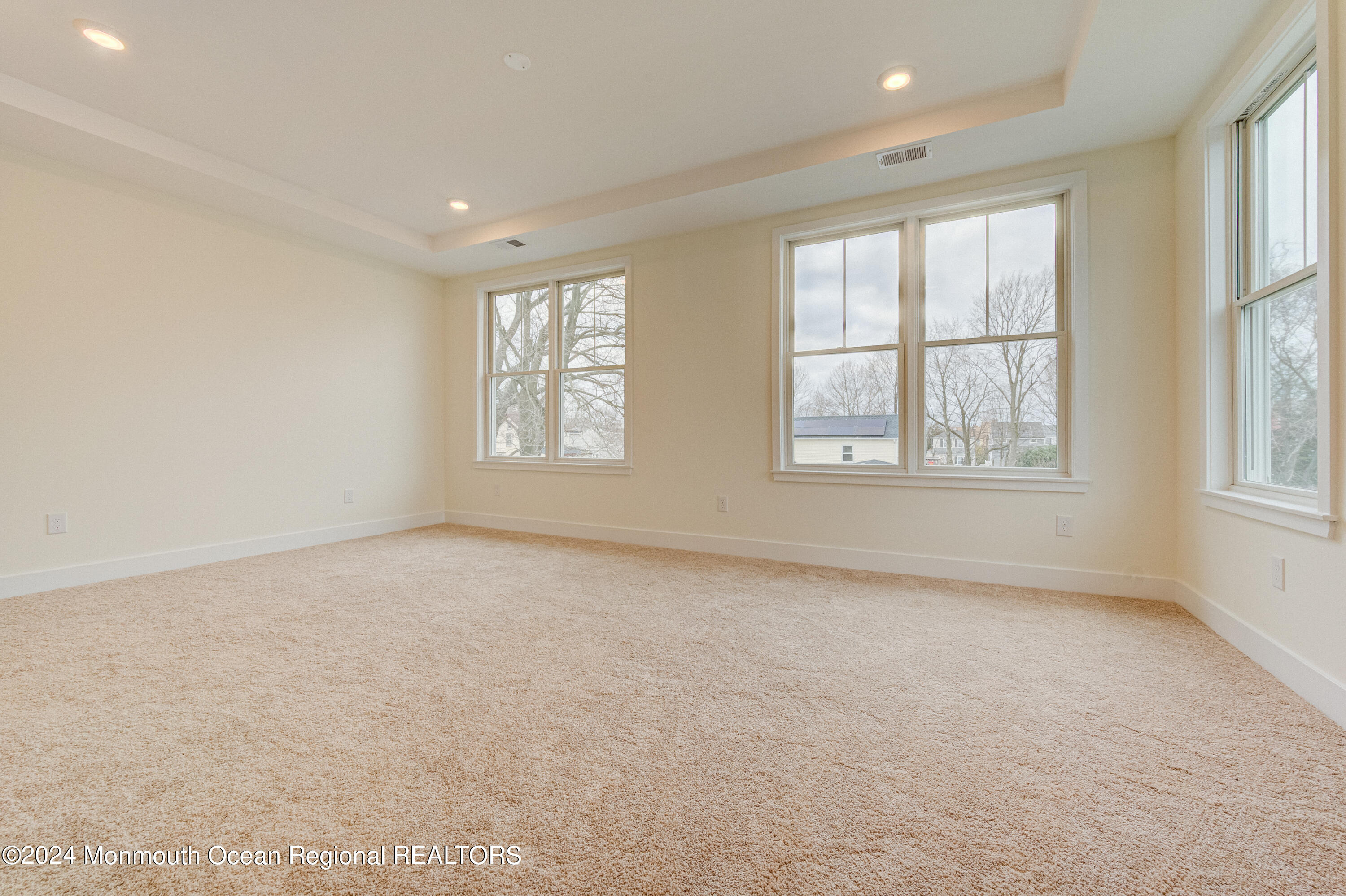 8 Raritan Avenue Keyport, NJ 07735 - Photo 4 of 38 8_raritan_cove028