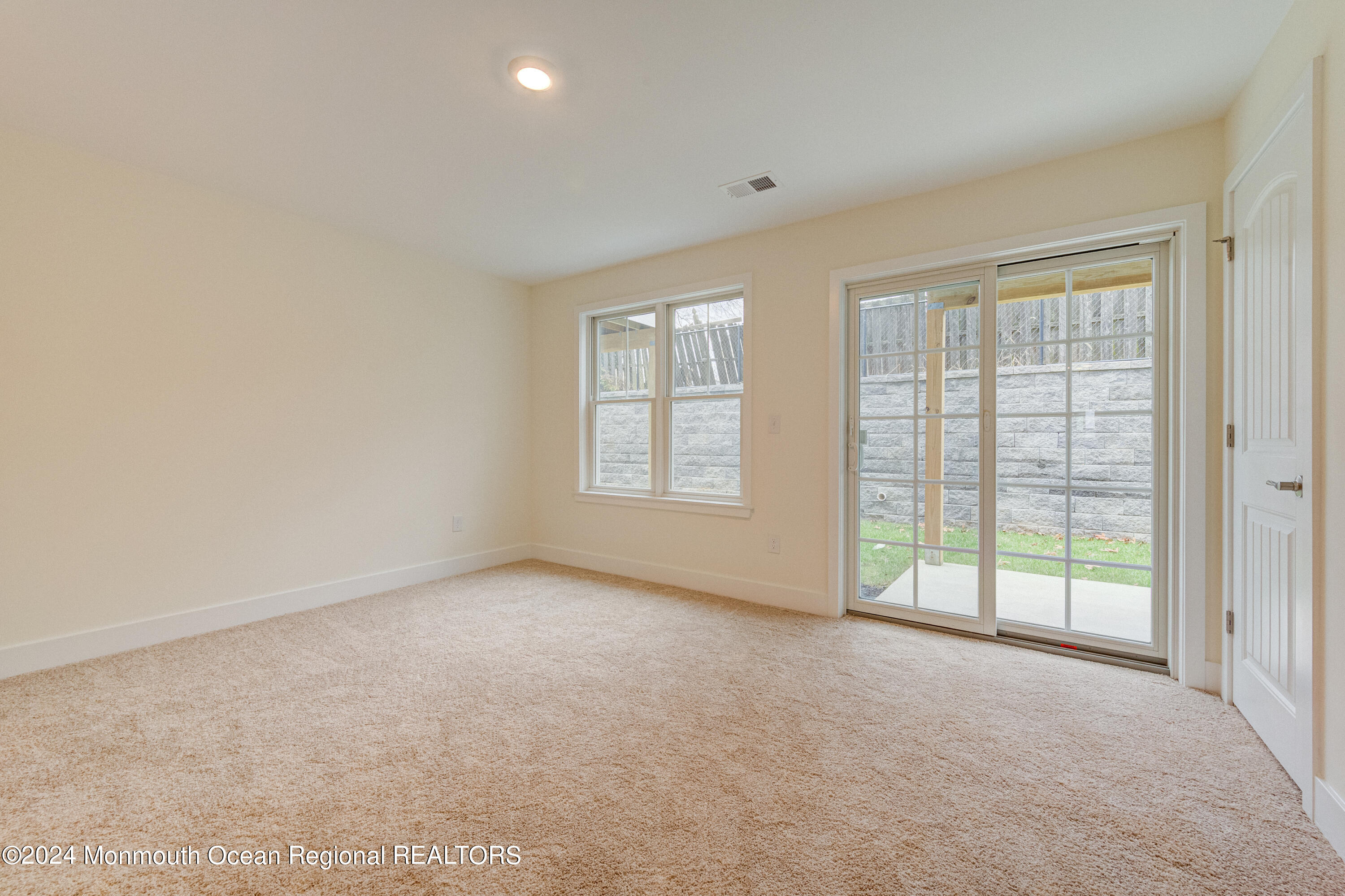 8 Raritan Avenue Keyport, NJ 07735 - Photo 8 of 38 8_raritan_cove009