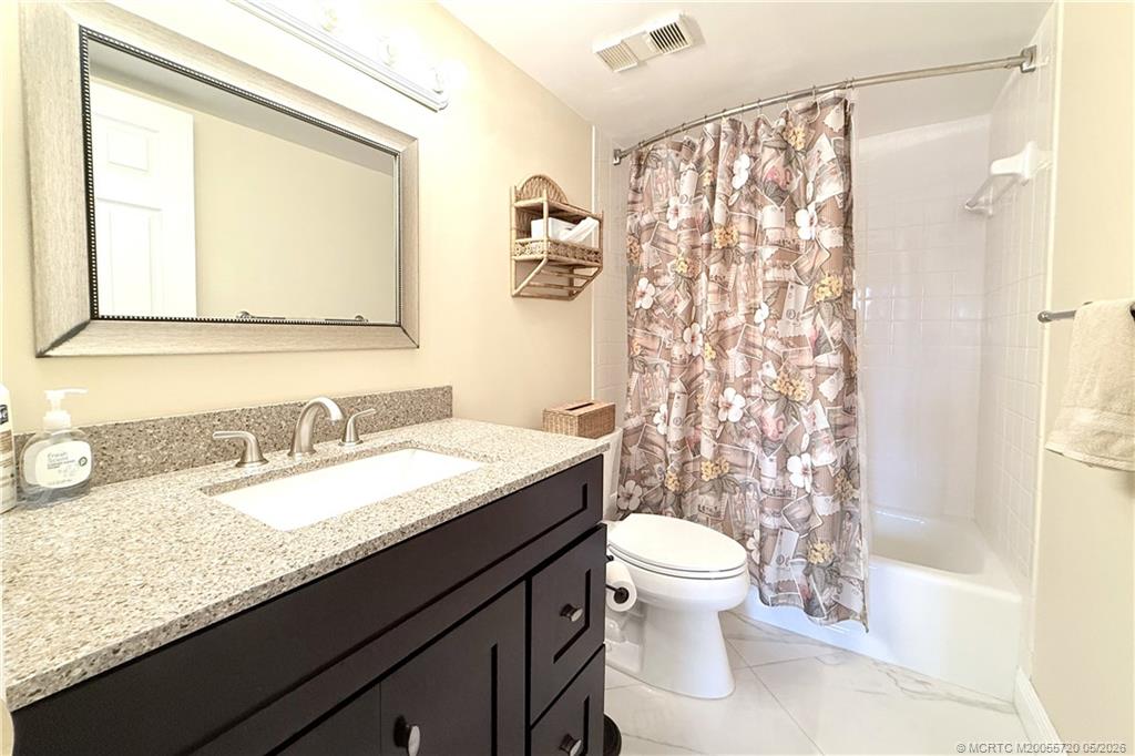 40 Northeast Plantation Road, Unit 304 Jensen Beach, FL 34957 - Photo 17 of 24