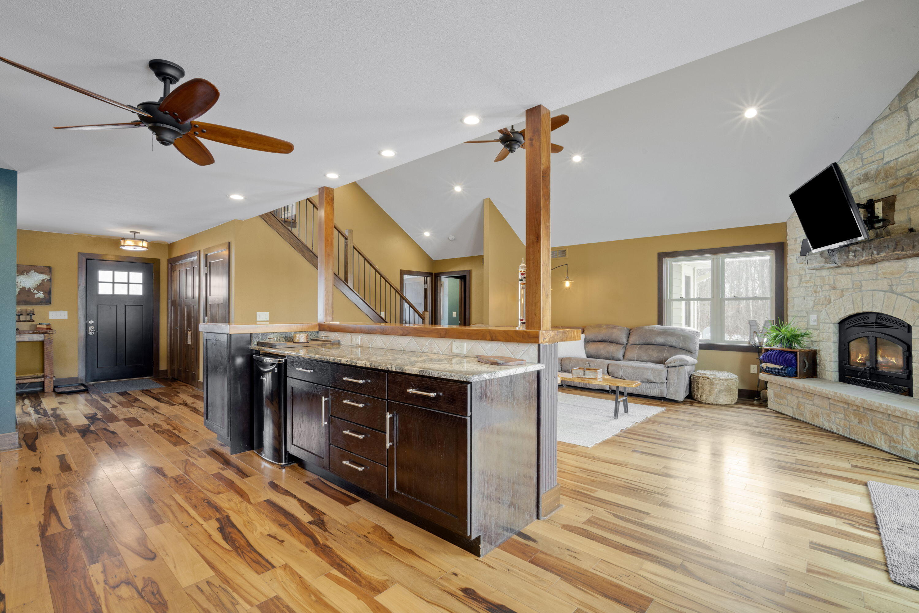 4495 Ridge Road Kewaskum, WI 53040 - Photo 11 of 39 11_imgDSC06418