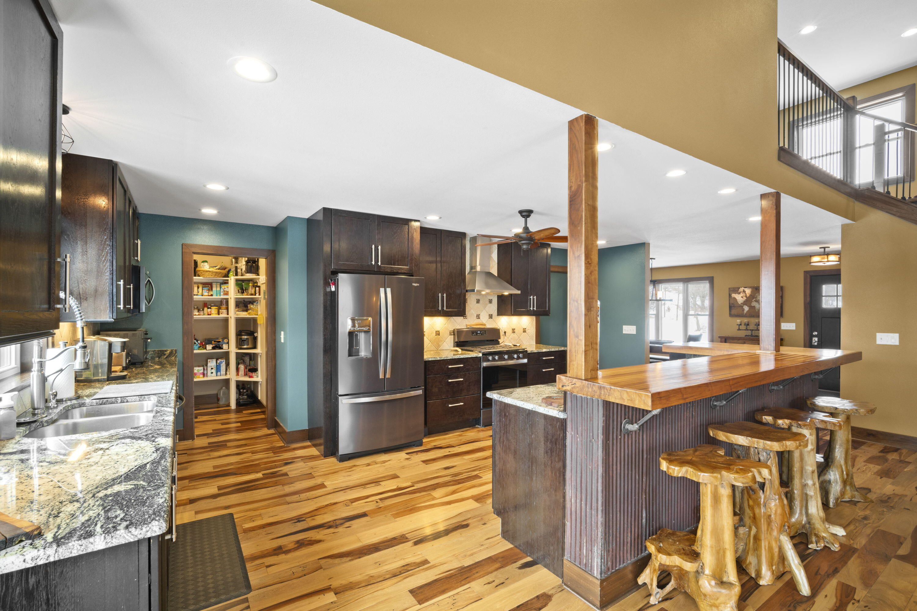 4495 Ridge Road Kewaskum, WI 53040 - Photo 9 of 39 9_imgDSC06408