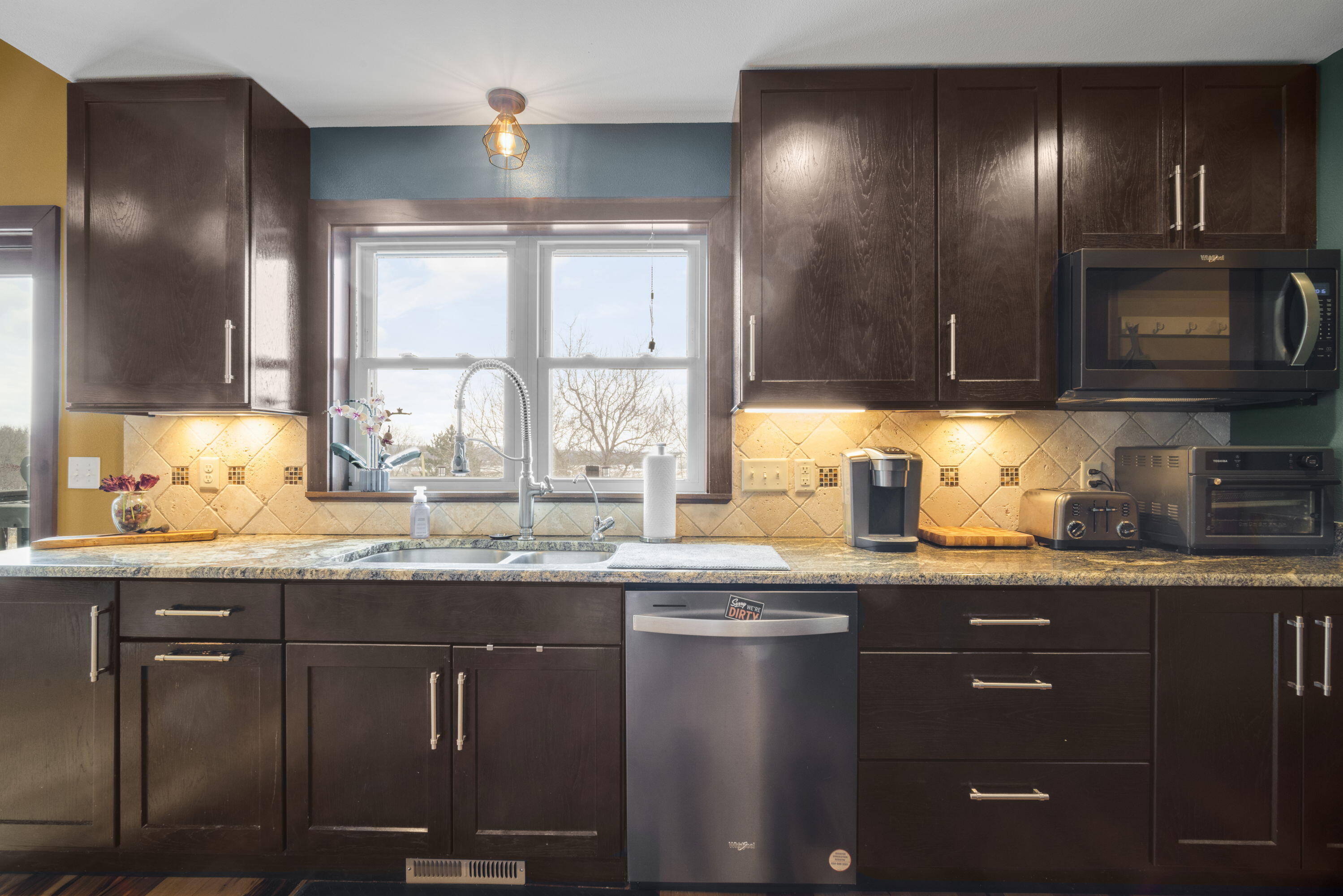 4495 Ridge Road Kewaskum, WI 53040 - Photo 10 of 39 10_imgDSC06413