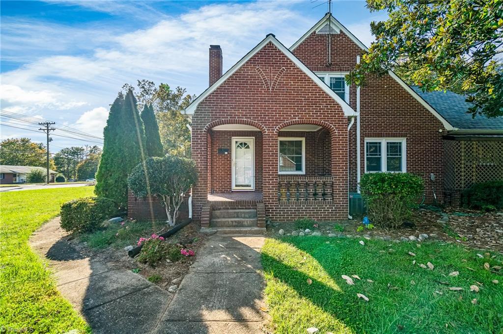 801 Polo Road Winston-Salem, NC 27106 - Photo 2 of 38 Gallery Image 2