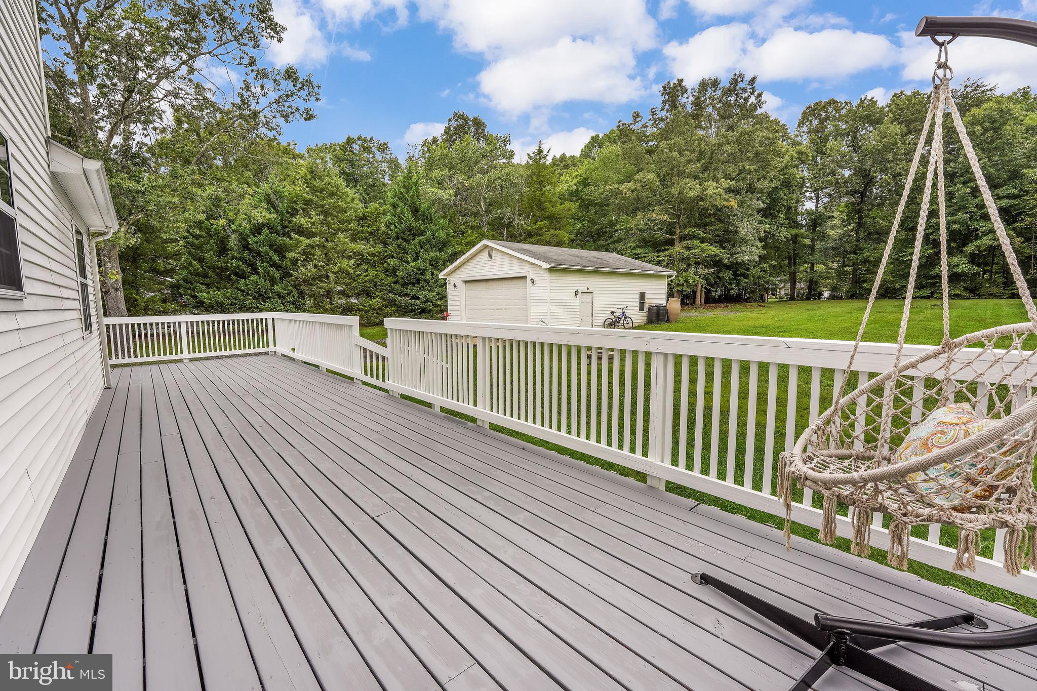 13799 Spriggs Road Manassas, VA 20112 - Photo 11 of 38 Deck with two entrances