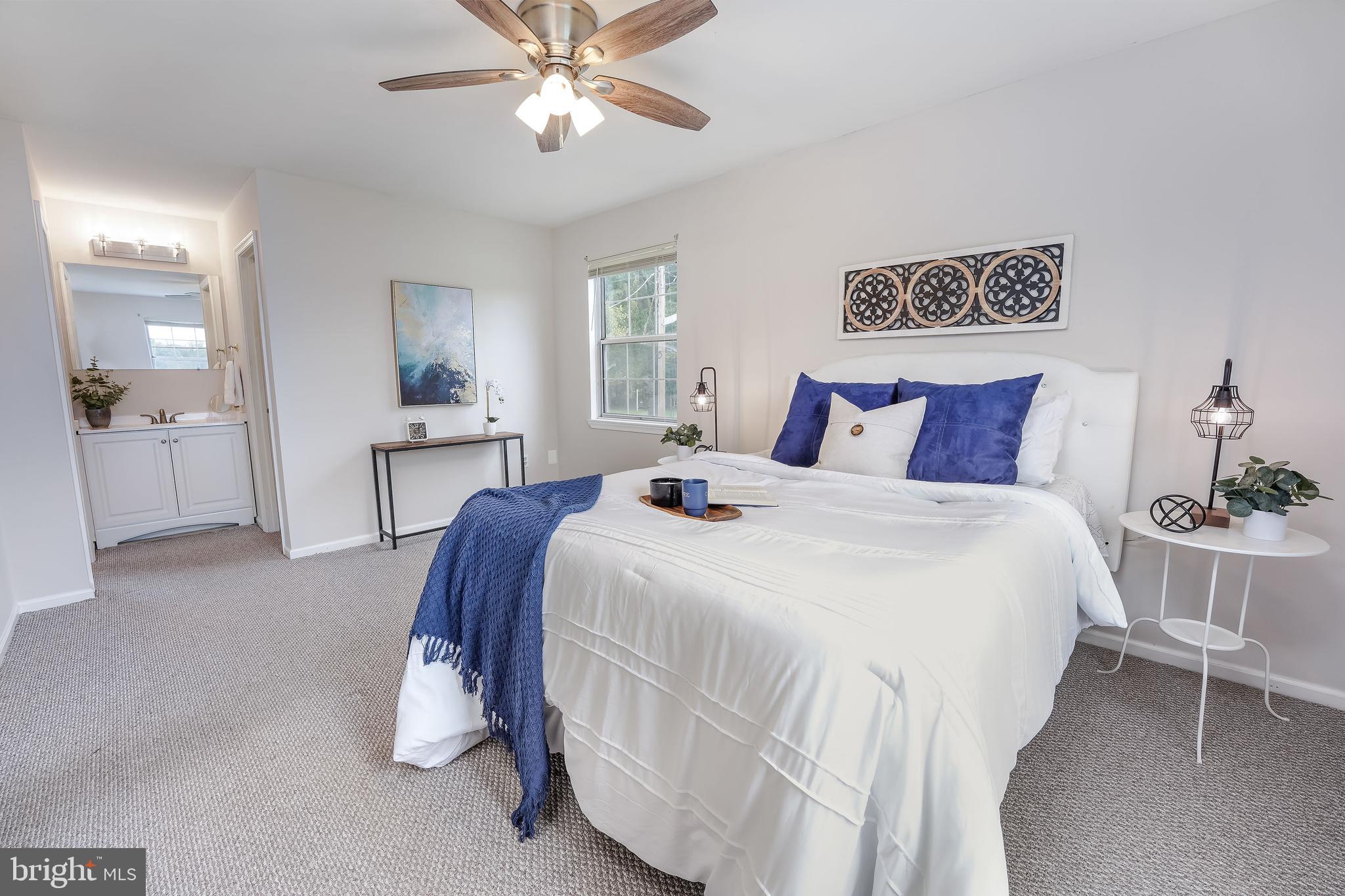 13799 Spriggs Road Manassas, VA 20112 - Photo 20 of 38 Large Primary Bedroom