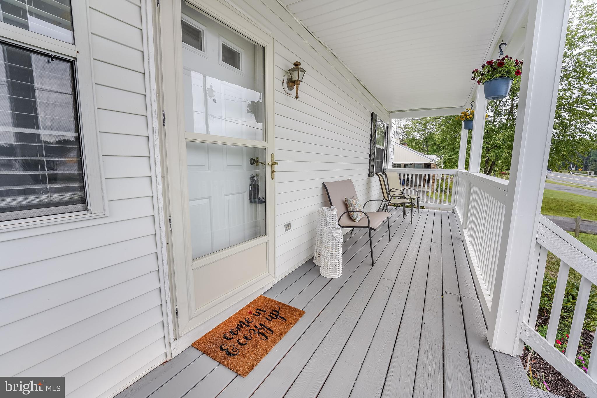 13799 Spriggs Road Manassas, VA 20112 - Photo 3 of 38 Gallery Image 3