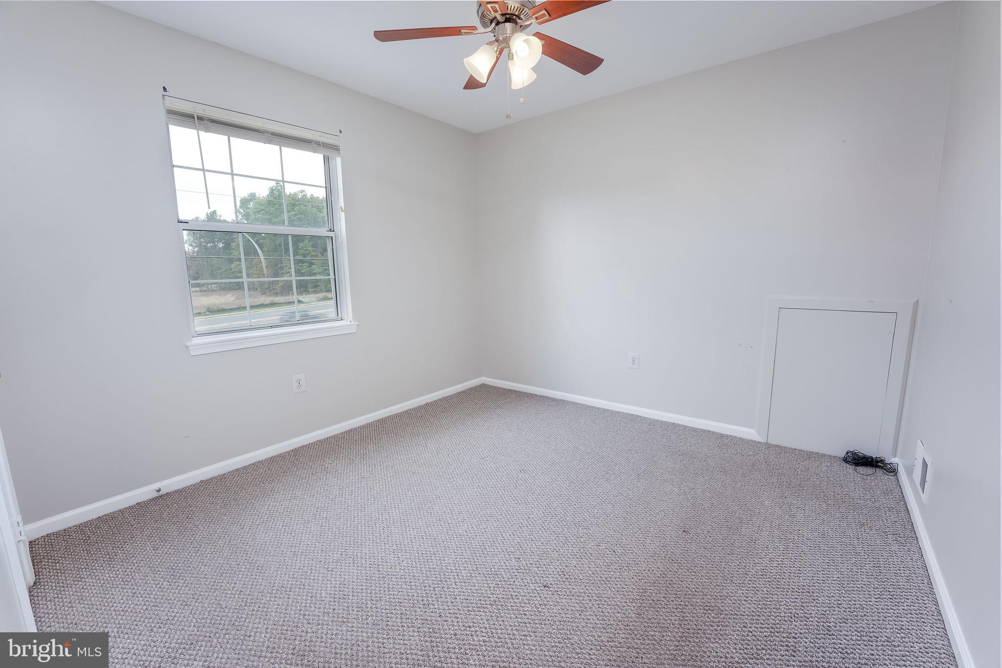 13799 Spriggs Road Manassas, VA 20112 - Photo 28 of 38 Fourth Bedroom