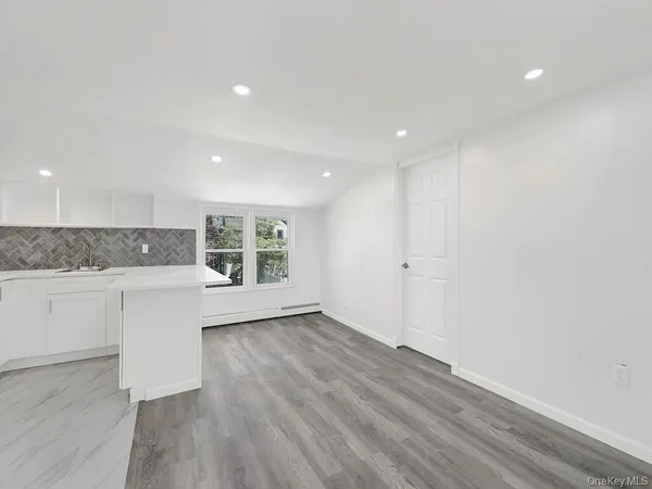 $2,100 | 8 Winthrop Street, Unit 2, Lynbrook, NY 11563