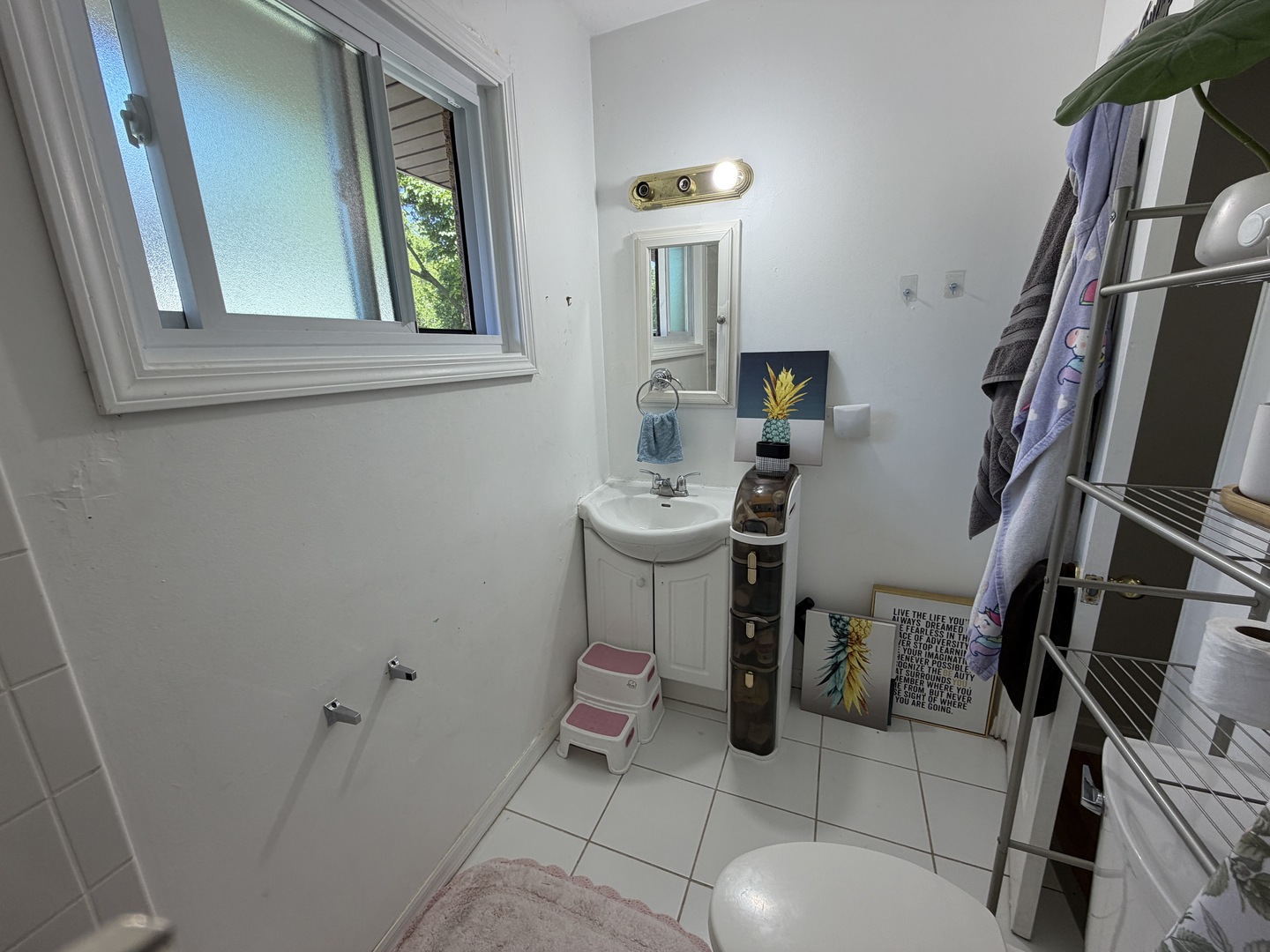 1605 Monroe Street, Unit 4 Evanston, IL 60202 - Photo 8 of 16