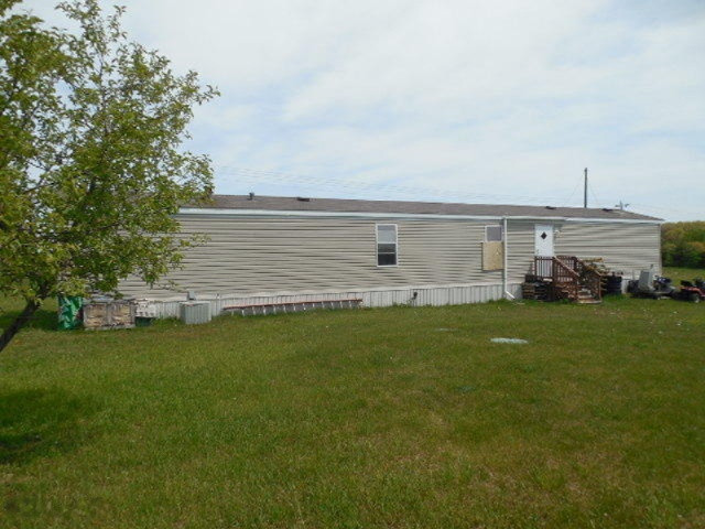 6010 Lake Montcalm Road Northeast Edmore, MI 48829 - Photo 2 of 2 DSCN0333