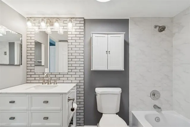 $2,100 | 2051 Skimmer Court, Unit 114, Clearwater, FL 33762