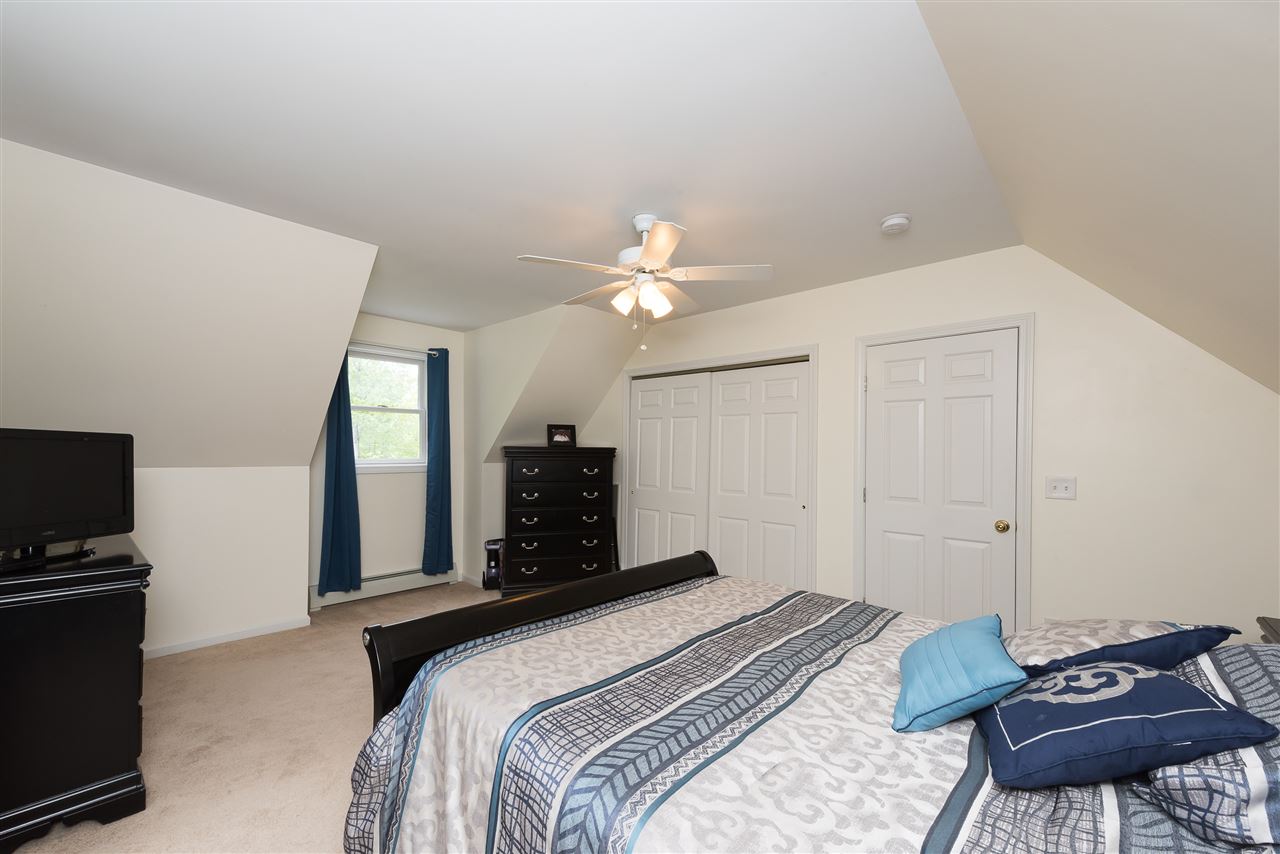 541 Berry River Road Barrington, NH 03825 - Photo 17 of 27