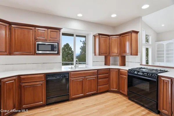 $1,145,000 | 724 North Lancashire Lane, Liberty Lake, WA 99019