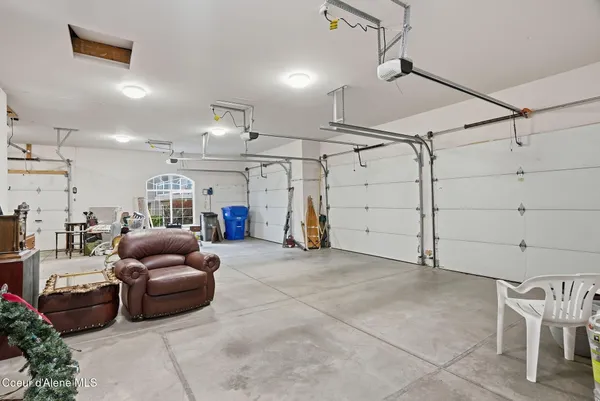 $1,145,000 | 724 North Lancashire Lane, Liberty Lake, WA 99019