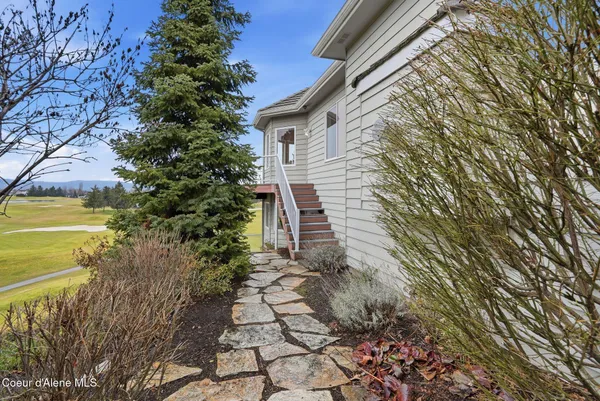 $1,145,000 | 724 North Lancashire Lane, Liberty Lake, WA 99019