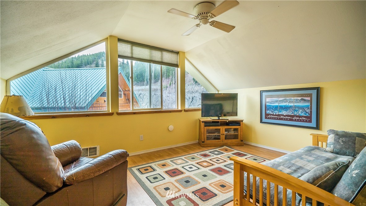 5550 Pine Flats Loop Road Cashmere, WA 98815 - Photo 20 of 25 Gallery Image 20