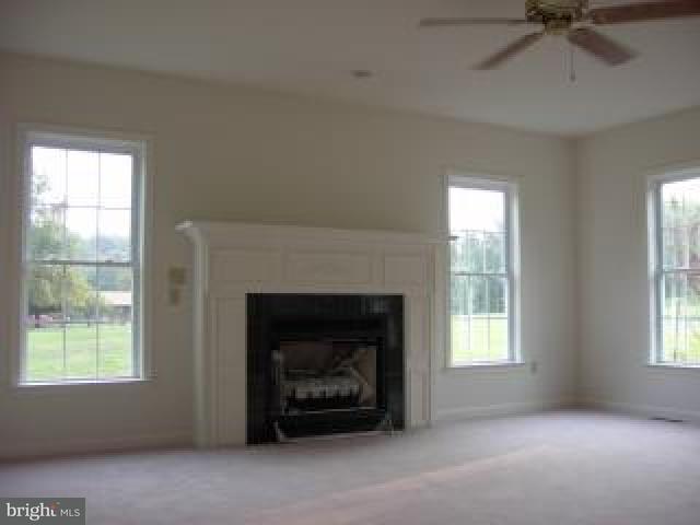 431 Nye Road Hummelstown, PA 17036 - Photo 3 of 5 Gallery Image 3