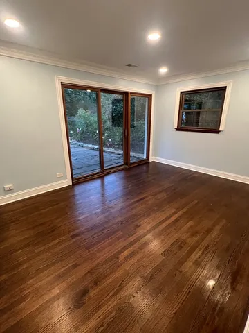 $419,000 | 16W318 95th Place, Burr Ridge, IL 60527