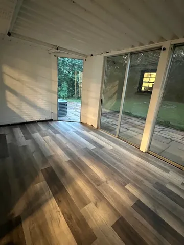 $419,000 | 16W318 95th Place, Burr Ridge, IL 60527