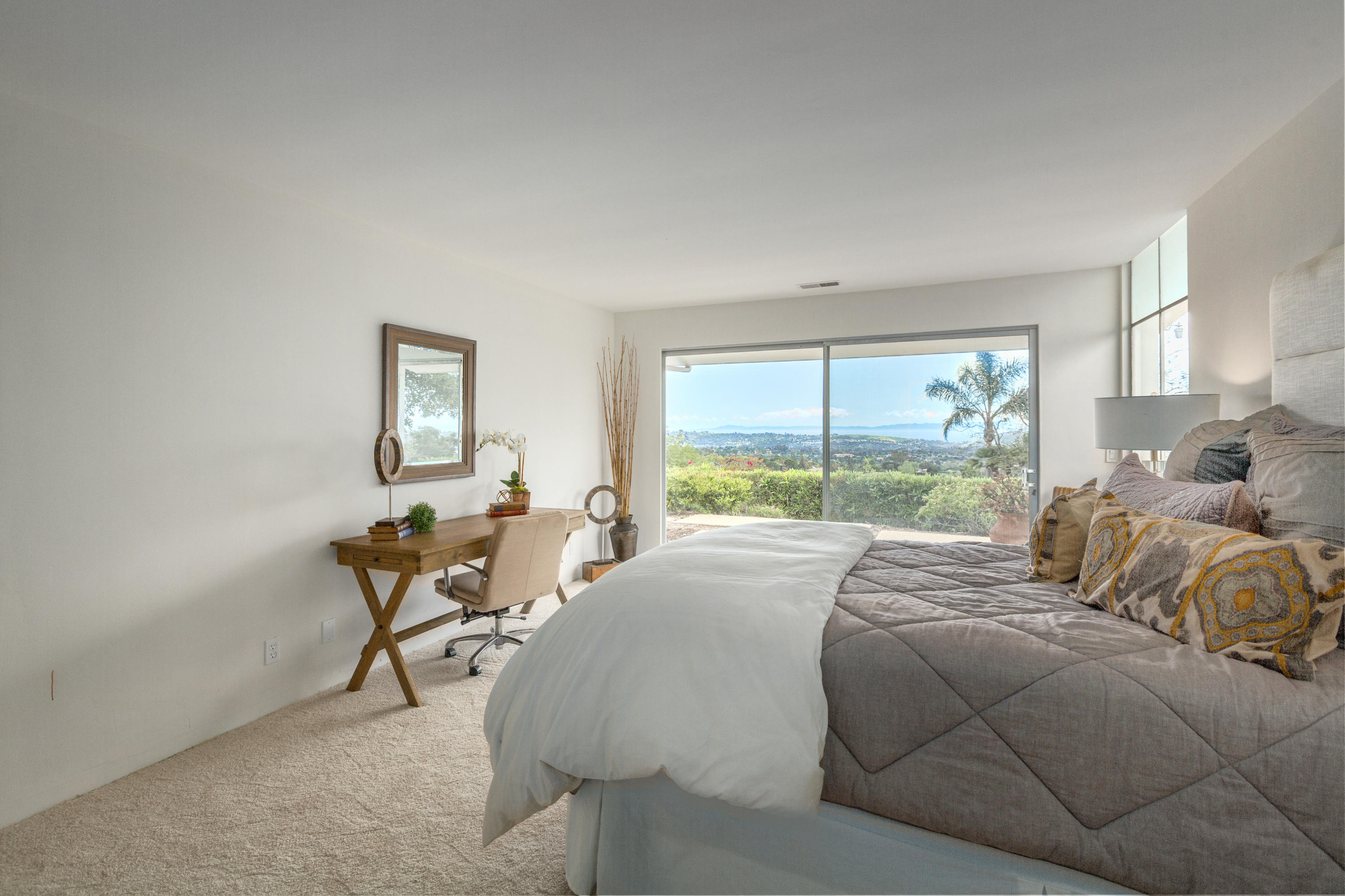 440 Northridge Road Santa Barbara, CA 93105 - Photo 13 of 35 Master with views!