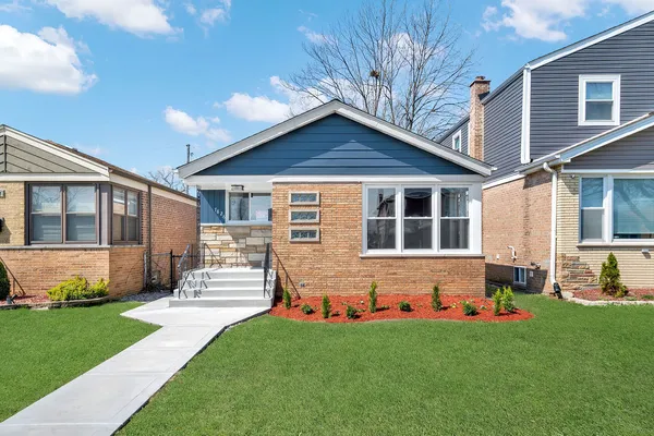 $389,700 | 7826 South Christiana Avenue, Chicago, IL 60652