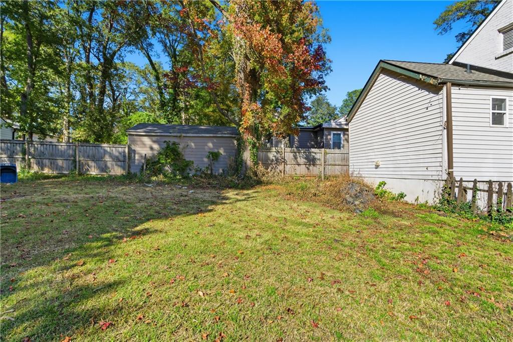 197 Mathewson Place Southwest Atlanta, GA 30314 - Photo 12 of 14